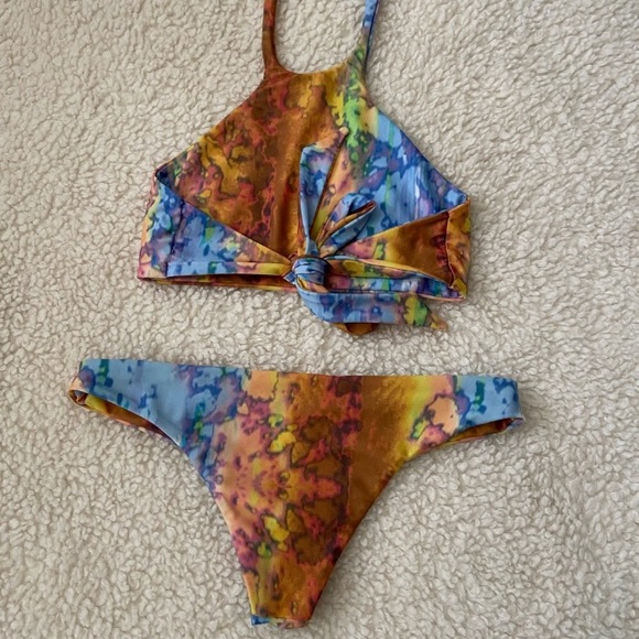 🎉Host Hot Pick🎉 Beach Riot bikini size small - Picture 6 of 9